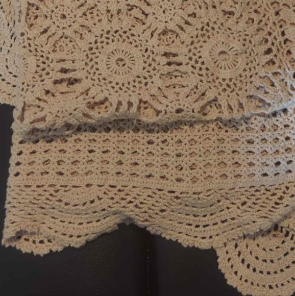 Tablecloth - Picture 4 of 4